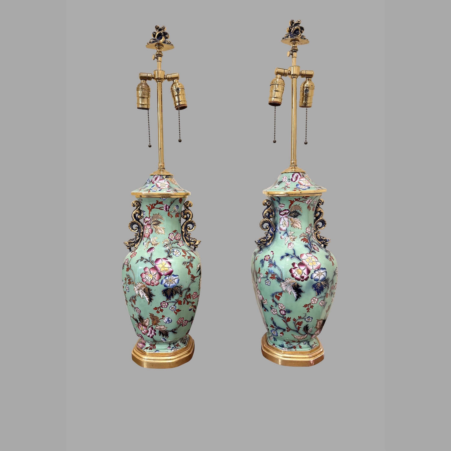 pair-masons-ironstone-covered-vases-now-as-lamps-with-custom-shades-c326-5